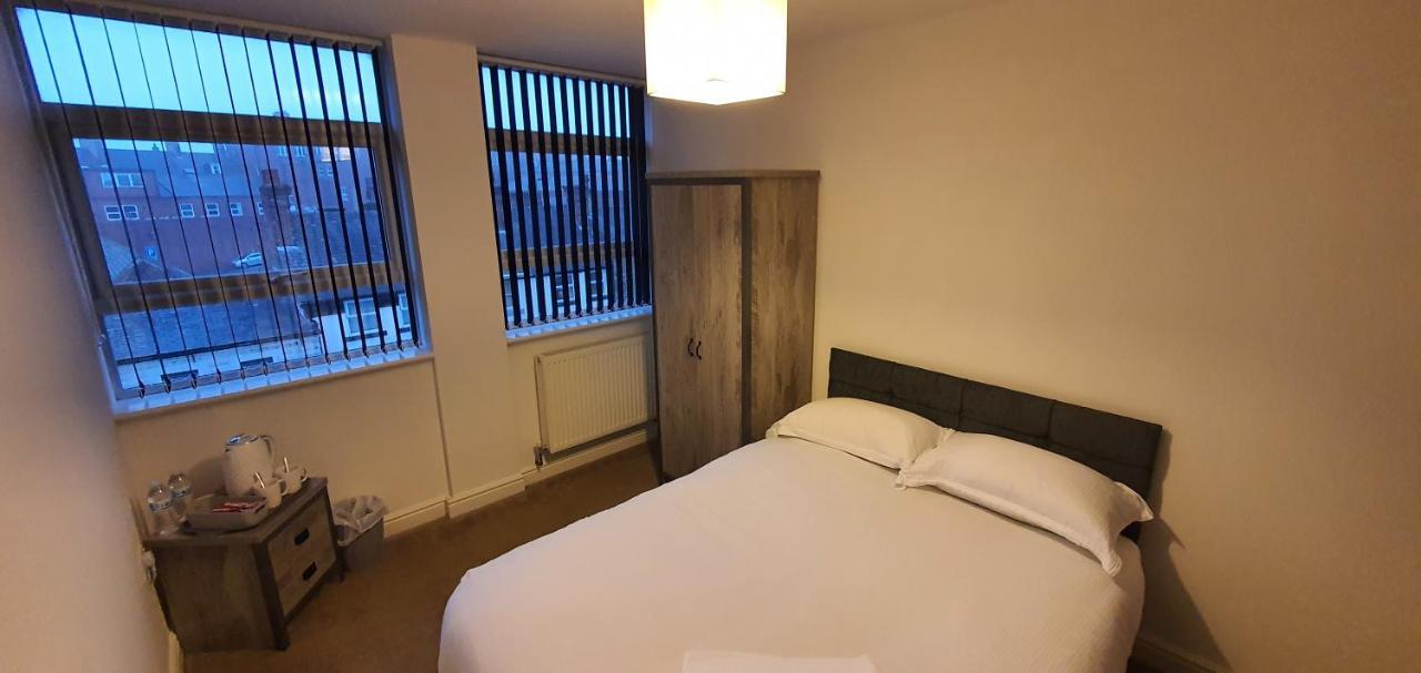 Apartment In Central Wakefield เวคฟิลด์ ภายนอก รูปภาพ