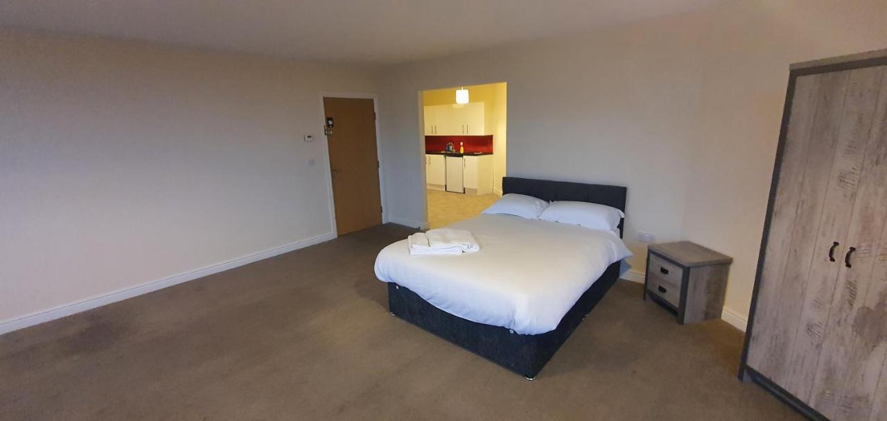 Apartment In Central Wakefield เวคฟิลด์ ภายนอก รูปภาพ