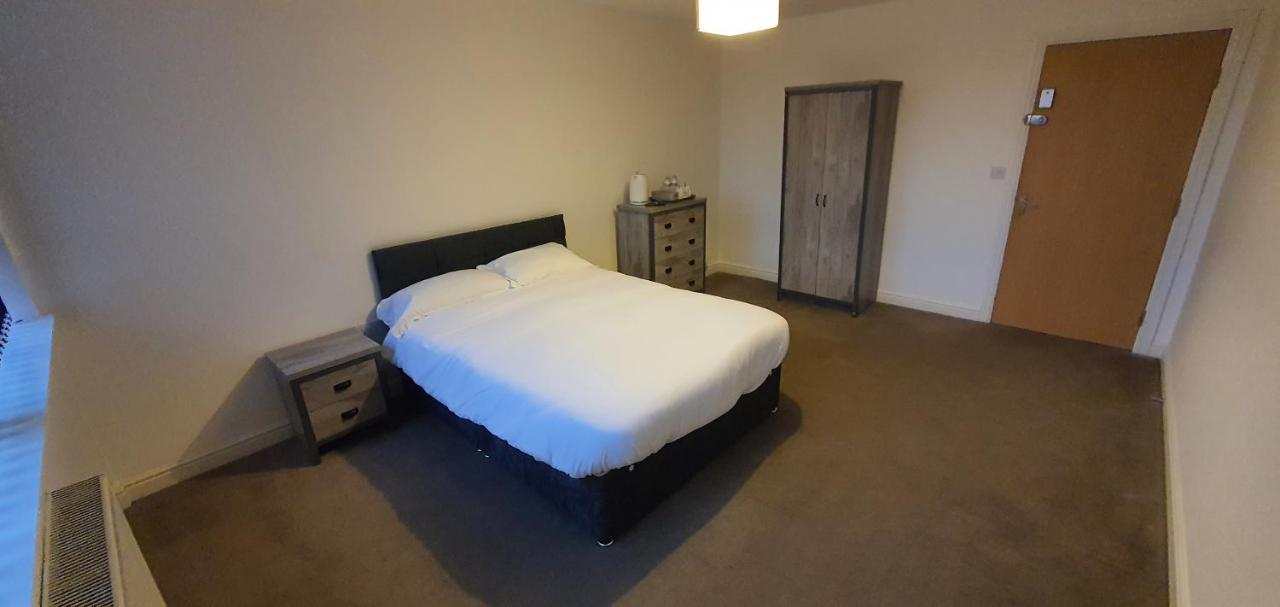 Apartment In Central Wakefield เวคฟิลด์ ภายนอก รูปภาพ